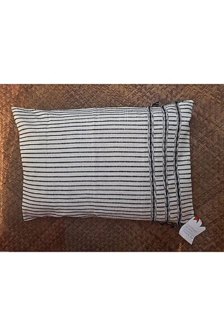 White Cotton Handwoven Pillows (Set of 2) by Chizolu