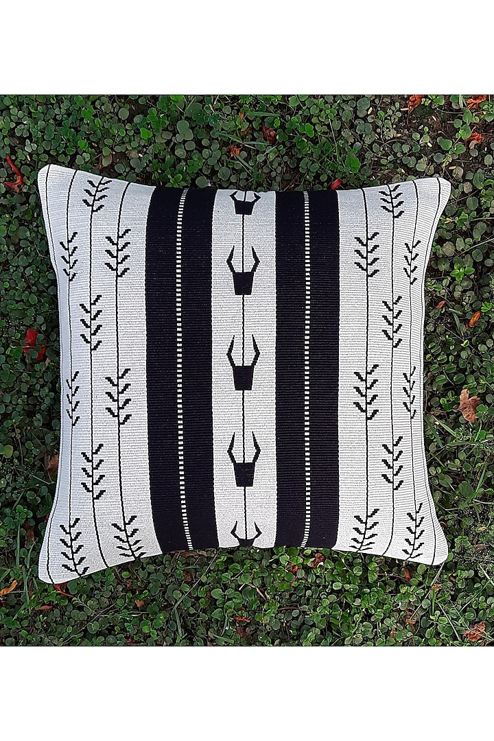 Black & White Cotton Handwoven Mithun Cushion Covers (Set of 2) by Chizolu