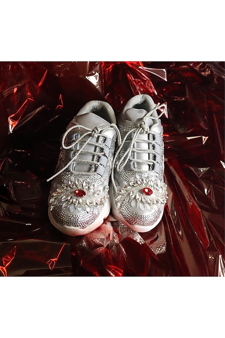 Silver Vegan Leather Crystal & Red Stone Embroidered Sneakers by Chal Jooti at Pernia's Pop Up Shop