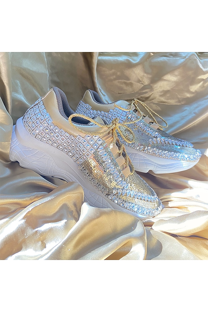 Golden & White Synthetic Leather Embroidered Shoes by Chal Jooti