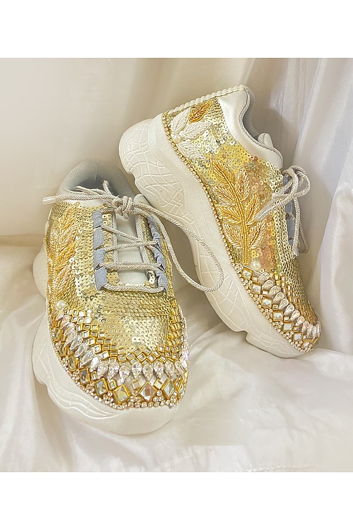 Rose Gold & Silver Synthetic Leather Embroidered Shoes by Chal Jooti