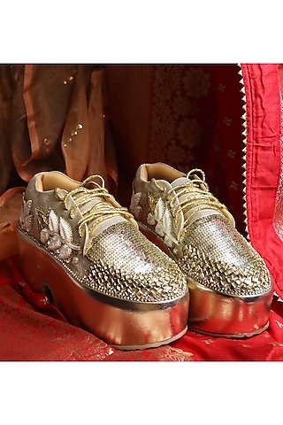 Light Gold & White Vegan Leather Shoes by Chal Jooti