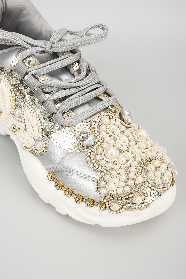 Silver Vegan Leather Pearl Beads Embroidered Sneakers by Chal Jooti at Pernia's Pop Up Shop