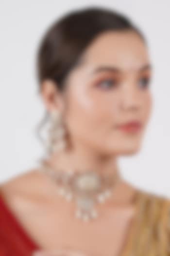 Gold Finish Kundan Choker Necklace Set by Chhavi's Jewels