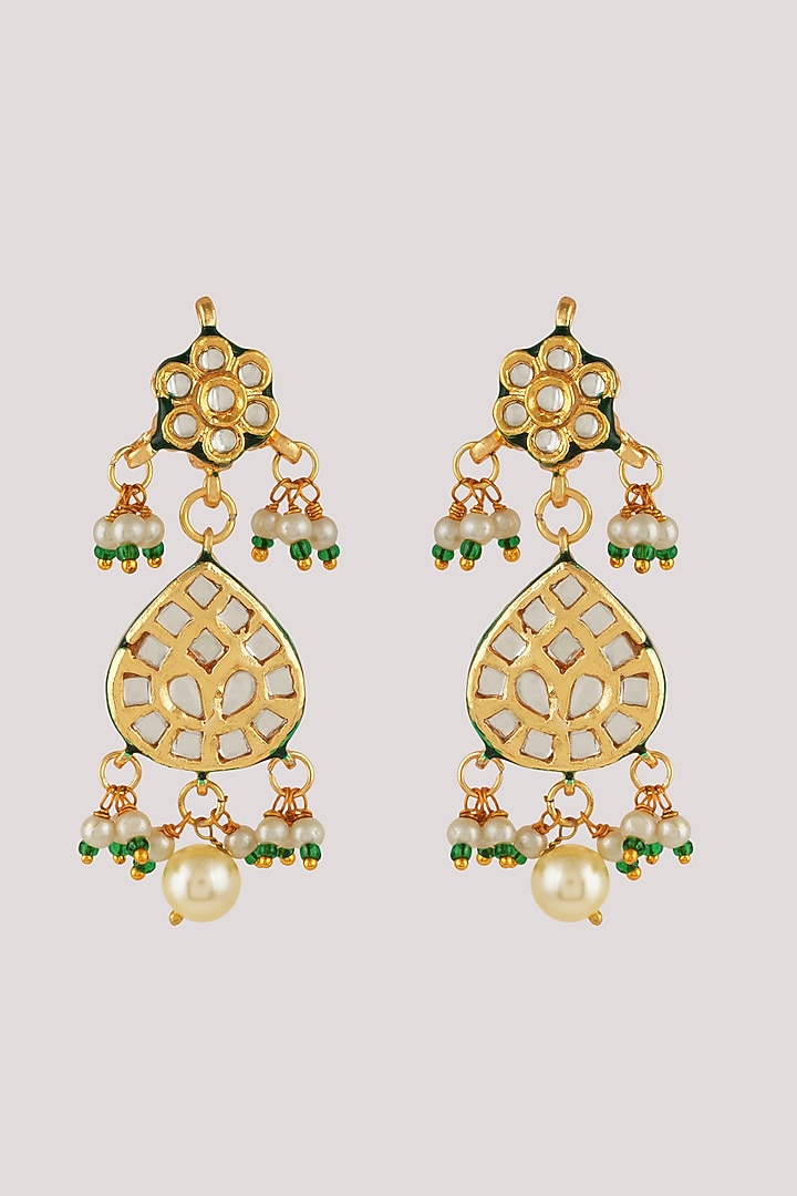 Gold Finish Kundan Polki & Pearl Necklace Set by Chhavi's Jewels at Pernia's Pop Up Shop