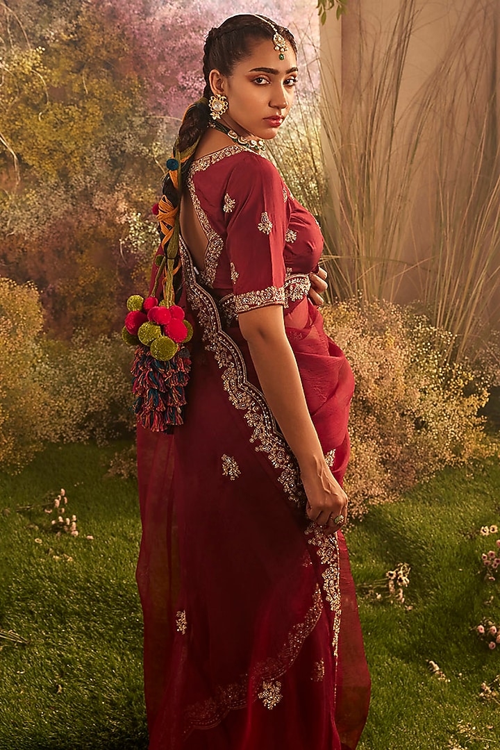 Maroon Silk Organza Aari & Zardosi Hand Embroidered Wedding Saree Set by Charu Makkar at Pernia's Pop Up Shop
