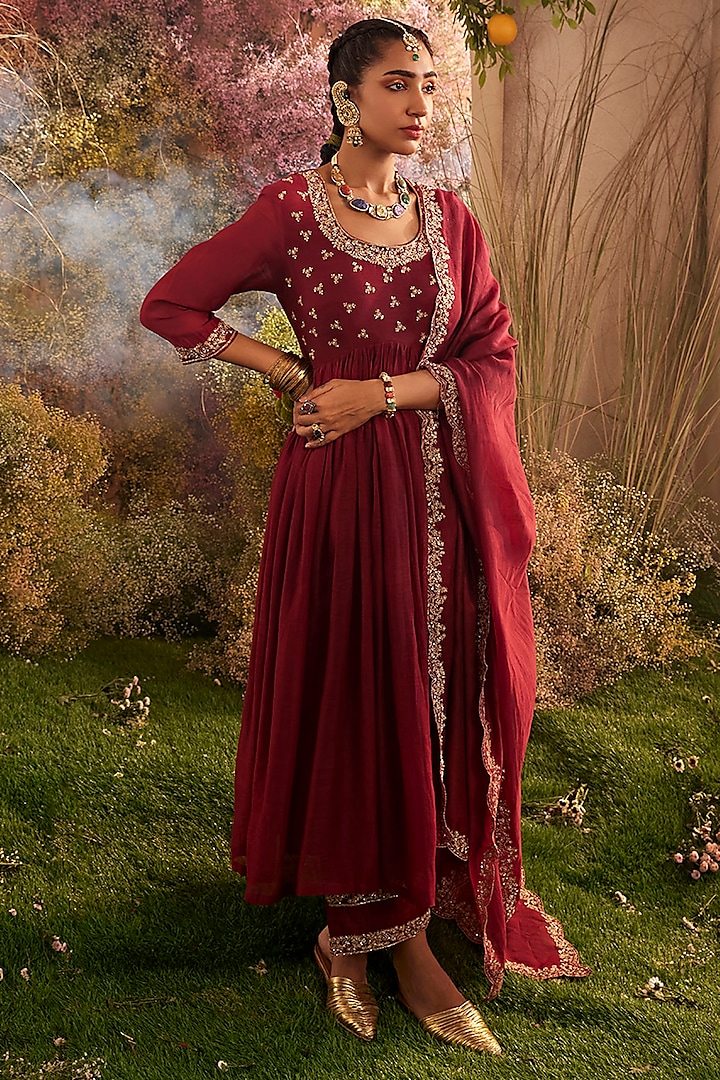 Maroon Soft Chanderi Hand Embroidered Wedding Anarkali With Dupatta by Charu Makkar at Pernia's Pop Up Shop