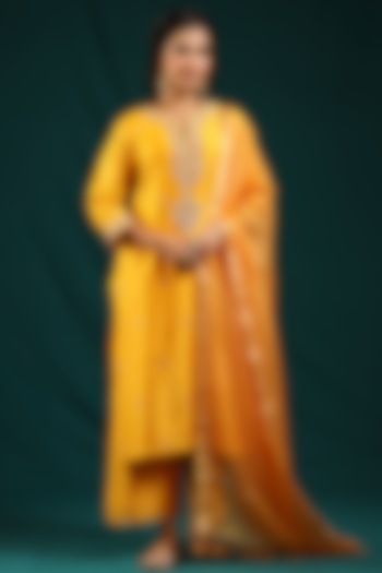 Mustard Chanderi Silk Embroidered Kurta Set by Charu Makkar at Pernia's Pop Up Shop