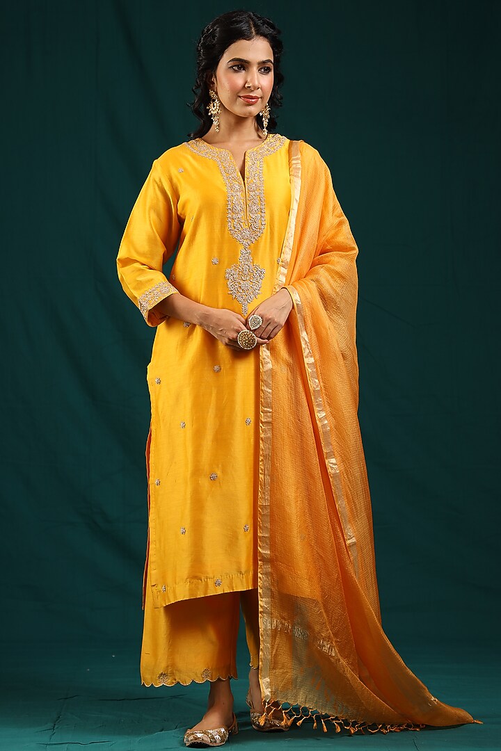 Mustard Chanderi Silk Embroidered Kurta Set by Charu Makkar at Pernia's Pop Up Shop