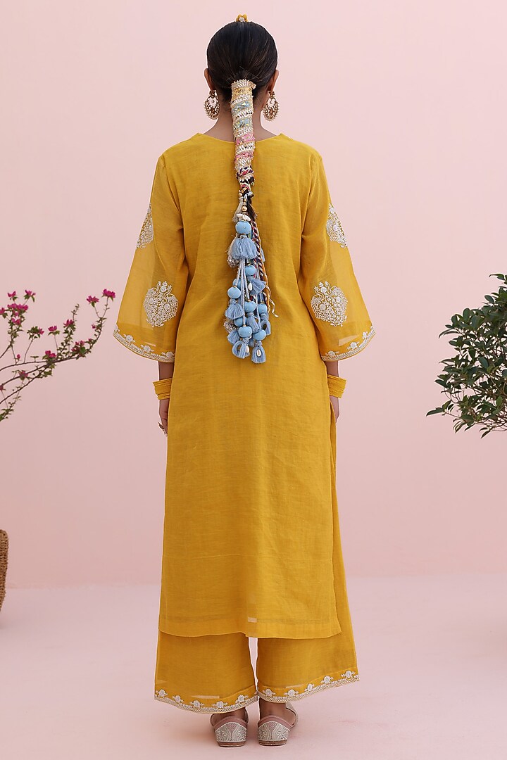 Mustard Yellow Tissue Chanderi Hand & Machine Embroidered Kurta Set by Charu Makkar at Pernia's Pop Up Shop