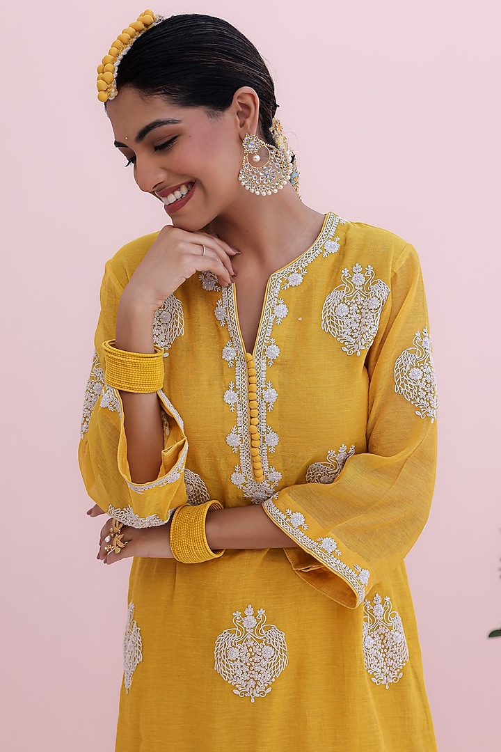 Mustard Yellow Tissue Chanderi Hand & Machine Embroidered Kurta Set by Charu Makkar at Pernia's Pop Up Shop