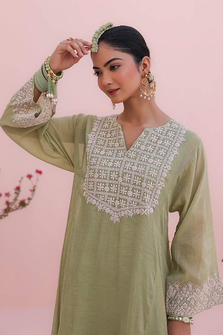 Elaichi Green Tissue Chanderi Hand & Machine Embroidered Kurta Set by Charu Makkar at Pernia's Pop Up Shop
