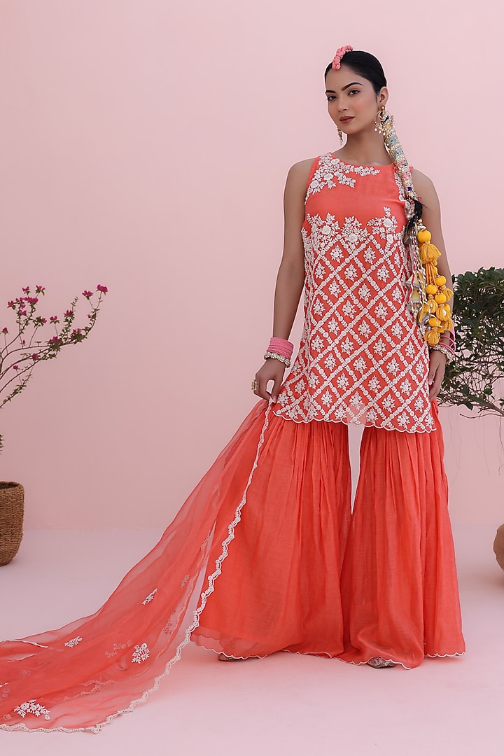 Coral Mul Chanderi Hand & Machine Embroidered Kurta Set by Charu Makkar at Pernia's Pop Up Shop