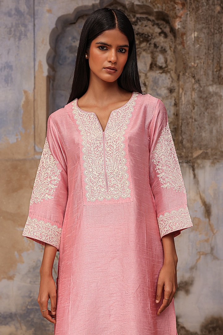 Powder Rose Pink Slub Raw Silk Dori Work Kurta Set by Charu Makkar at Pernia's Pop Up Shop
