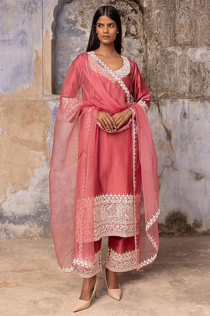 Blush Wine Pink Silk Chanderi Dori Work Kurta Set by Charu Makkar at Pernia's Pop Up Shop