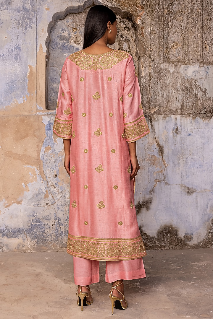 Powder Rose Pink Slub Raw Silk Dori Work Kurta Set by Charu Makkar at Pernia's Pop Up Shop
