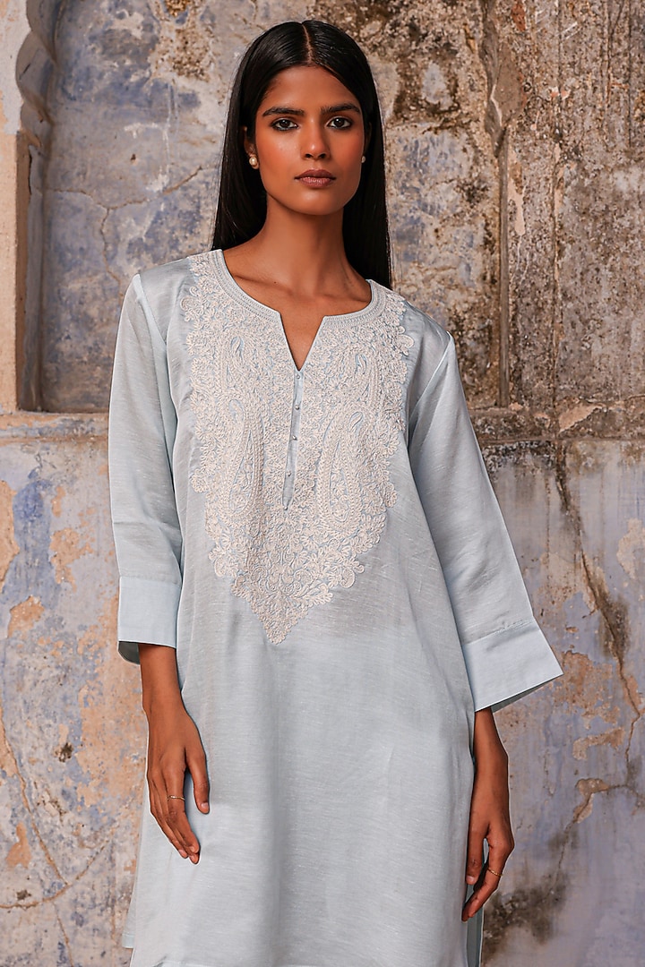 Powder Blue Linen Satin Dori Work Kurta Set by Charu Makkar at Pernia's Pop Up Shop