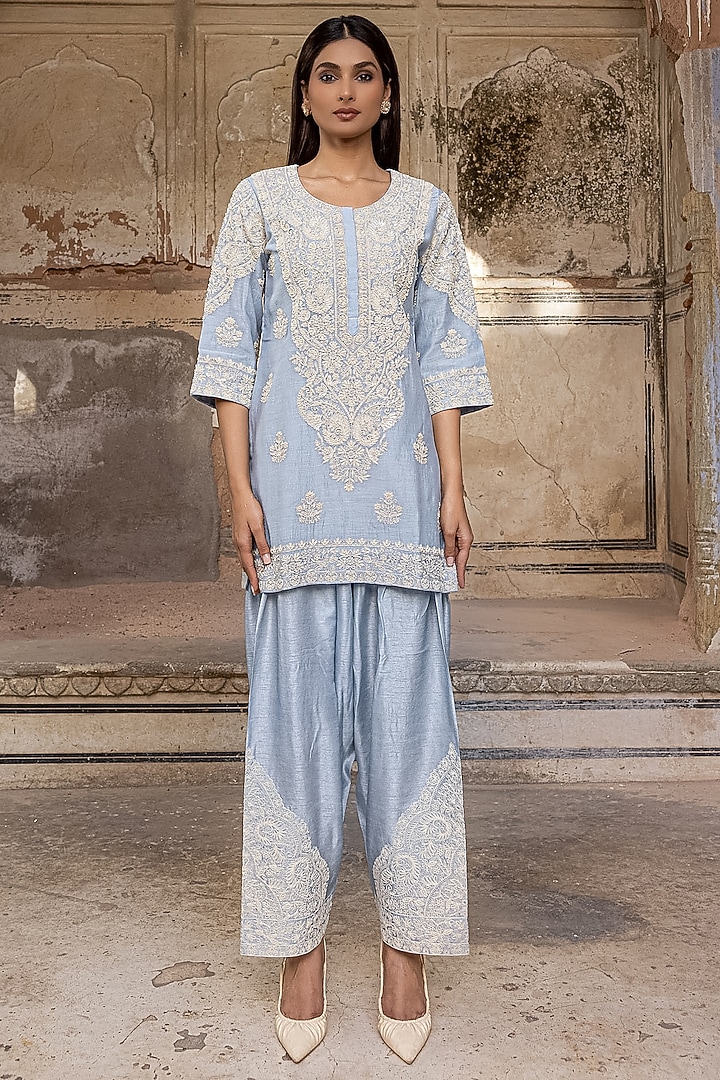 Ice Blue Mul Chanderi Dori & Pearl Hand Work Kurta Set by Charu Makkar at Pernia's Pop Up Shop