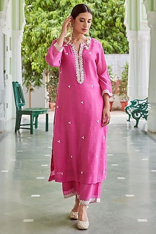 Fuchsia Cotton Chanderi Embroidered Kurta Set by Charu Makkar