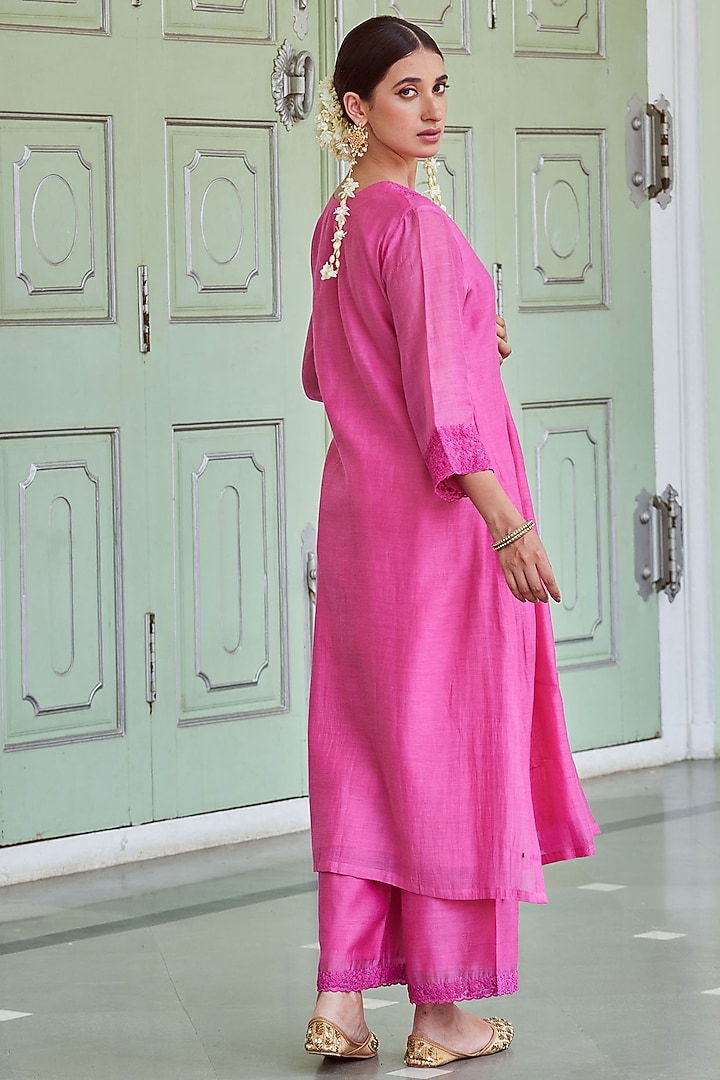 Fuchsia Cotton Chanderi Embroidered Kurta Set by Charu Makkar at Pernia's Pop Up Shop