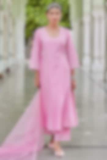 Light Pink Chanderi Silk Resham & Dori Embroidered Kurta Set by Charu Makkar at Pernia's Pop Up Shop