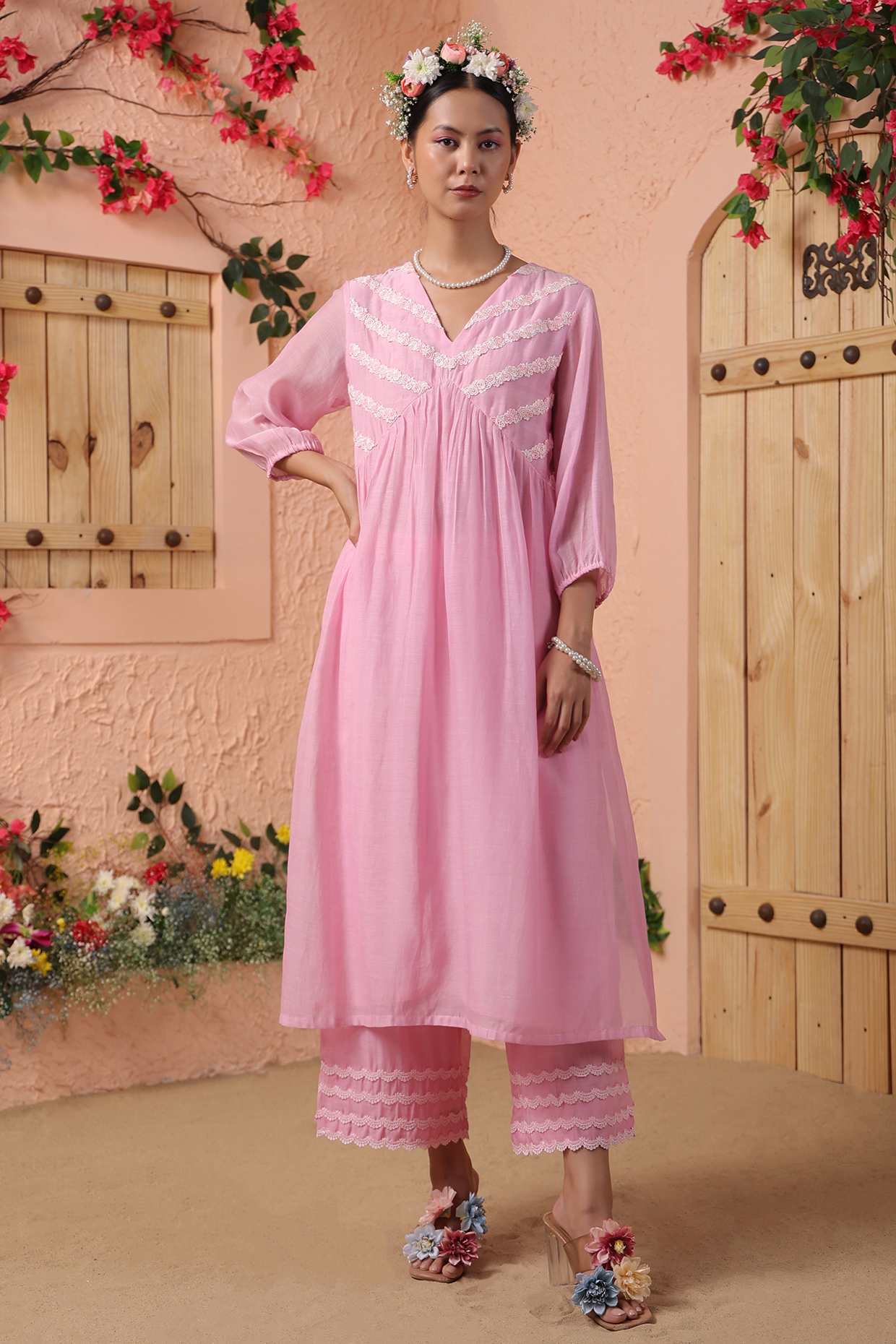 Pink Mul Chanderi Kurta Set by Charu Makkar at Pernia's Pop Up Shop