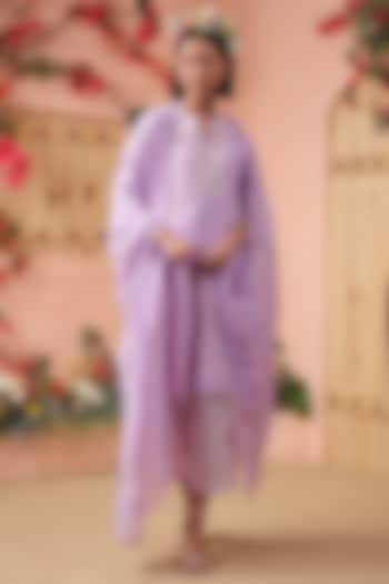 Lilac Mul Chanderi Mirror Embroidered Kurta Set by Charu Makkar at Pernia's Pop Up Shop