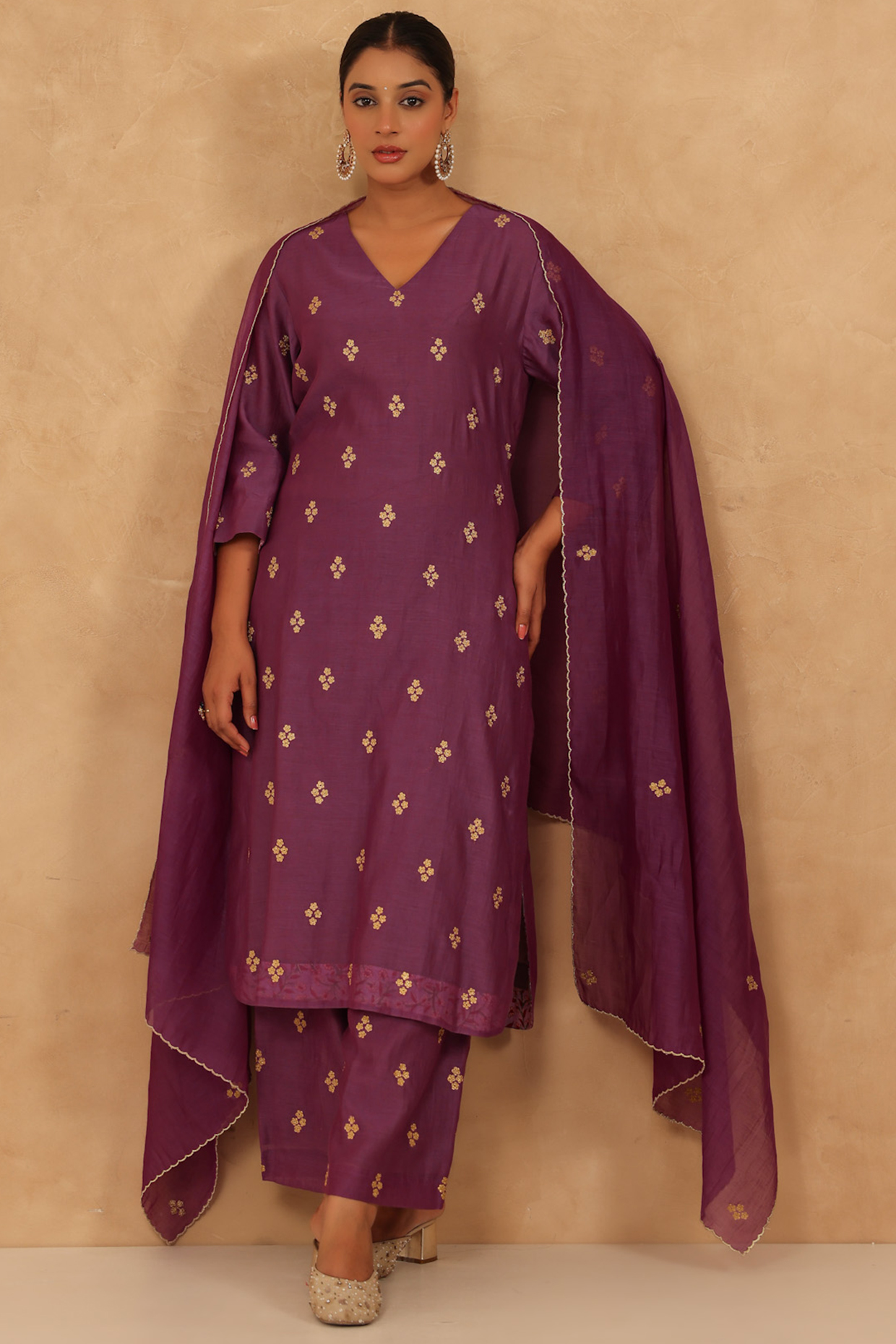 Lilac Mul Chanderi Hand Embroidered Straight Kurta Set by Charu Makkar at Pernia's Pop Up Shop