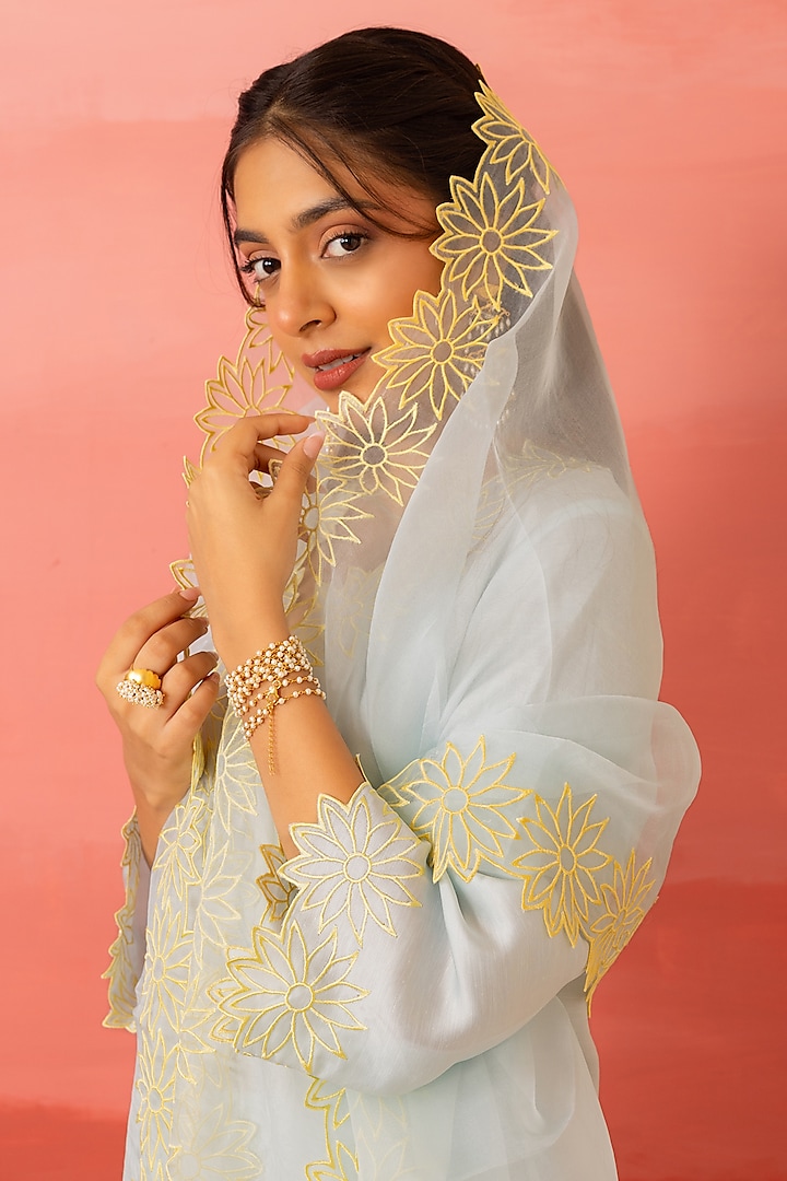 Blue Linen Satin Resham Embroidered Kurta Set by Charu Makkar at Pernia's Pop Up Shop