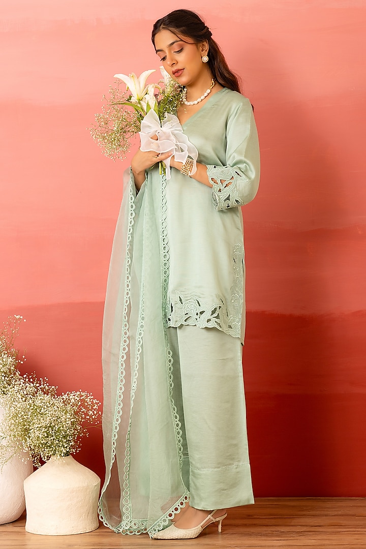 Sage Green Linen Satin Resham Embroidered Kurta Set by Charu Makkar at Pernia's Pop Up Shop