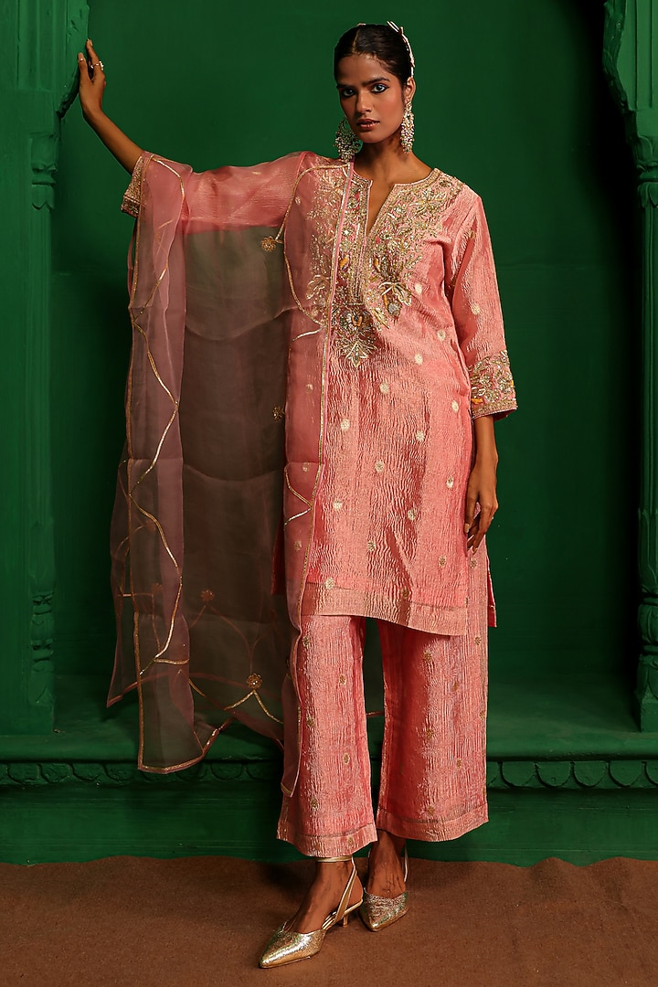 Rose Pink Crushed Tissue Zardosi Embroidered Kurta Set by Charu Makkar at Pernia's Pop Up Shop