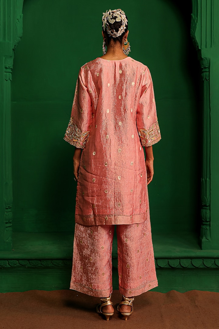 Rose Pink Crushed Tissue Zardosi Embroidered Kurta Set by Charu Makkar at Pernia's Pop Up Shop
