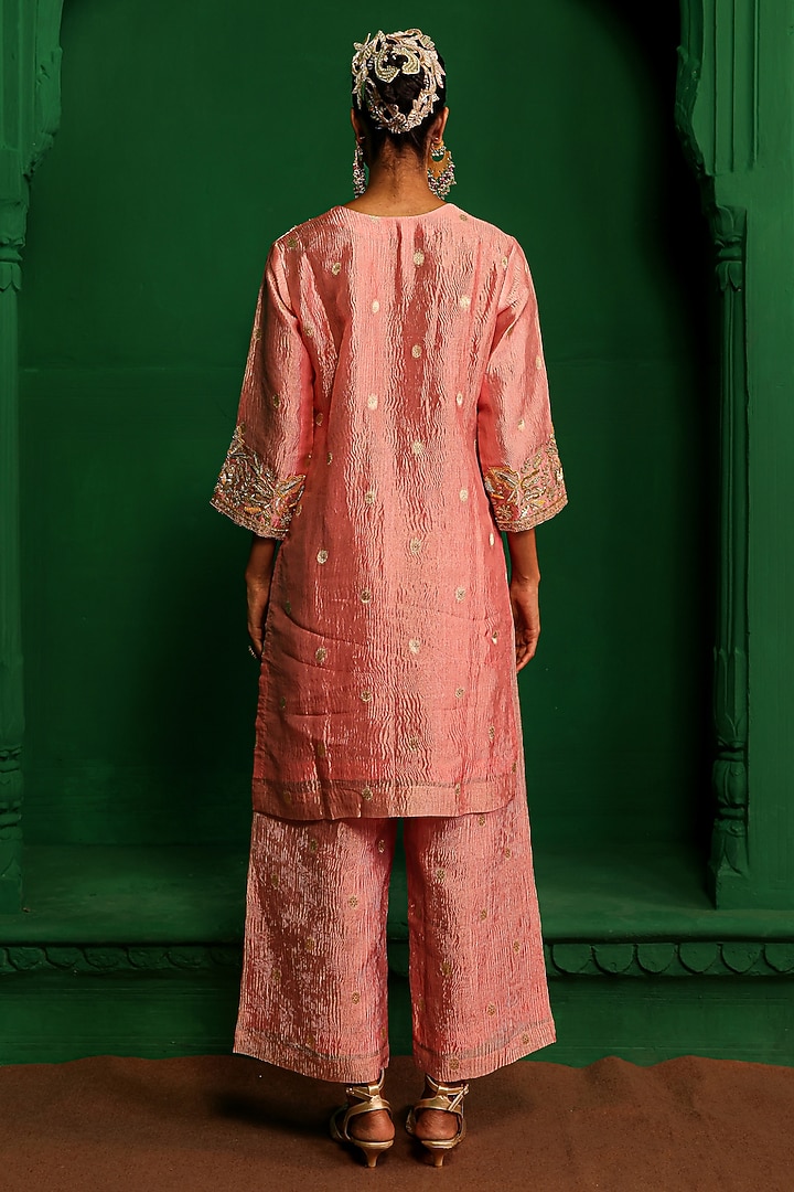 Rose Pink Crushed Tissue Zardosi Embroidered Kurta Set by Charu Makkar at Pernia's Pop Up Shop