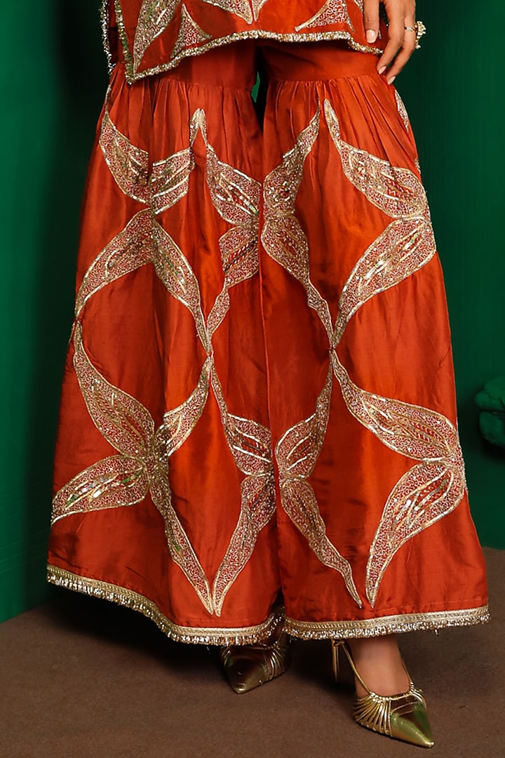 Rust Dupion Silk Gharara Set by Charu Makkar at Pernia's Pop Up Shop