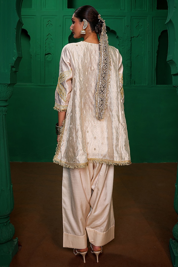 Pearl-Colored Crushed Tissue & Modal Satin Zardosi Embroidered Kurta Set by Charu Makkar at Pernia's Pop Up Shop