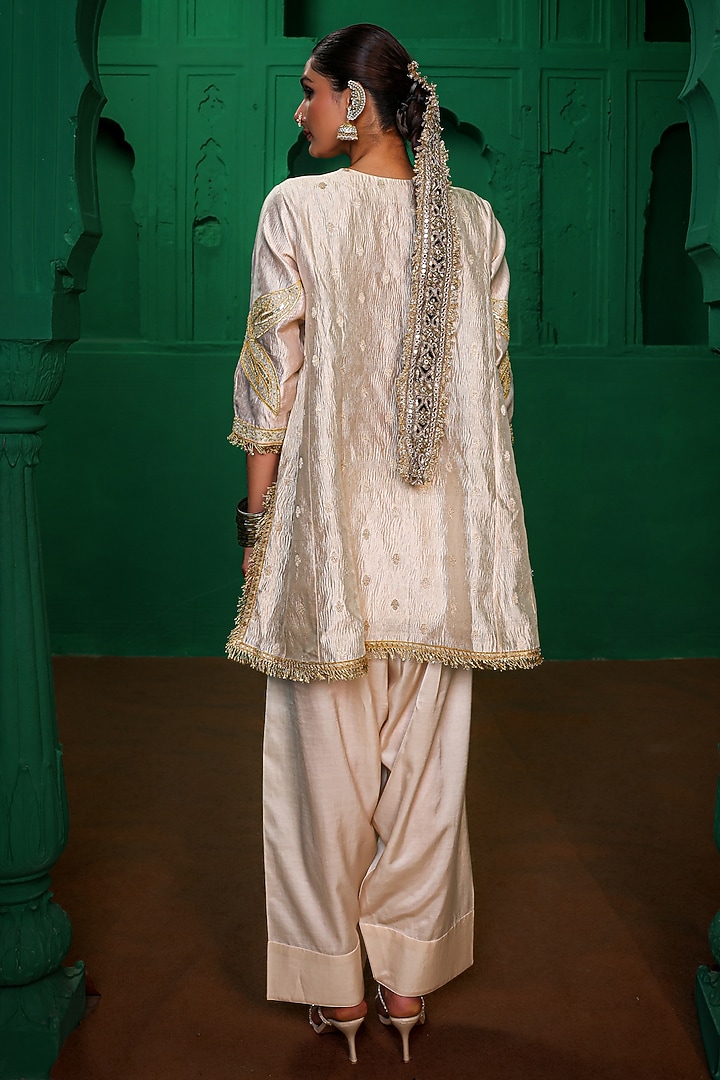 Pearl-Colored Crushed Tissue & Modal Satin Zardosi Embroidered Kurta Set by Charu Makkar at Pernia's Pop Up Shop