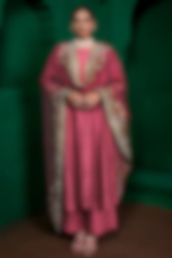 Old Rose Dupion Silk Aari Embroidered Kurta Set by Charu Makkar at Pernia's Pop Up Shop