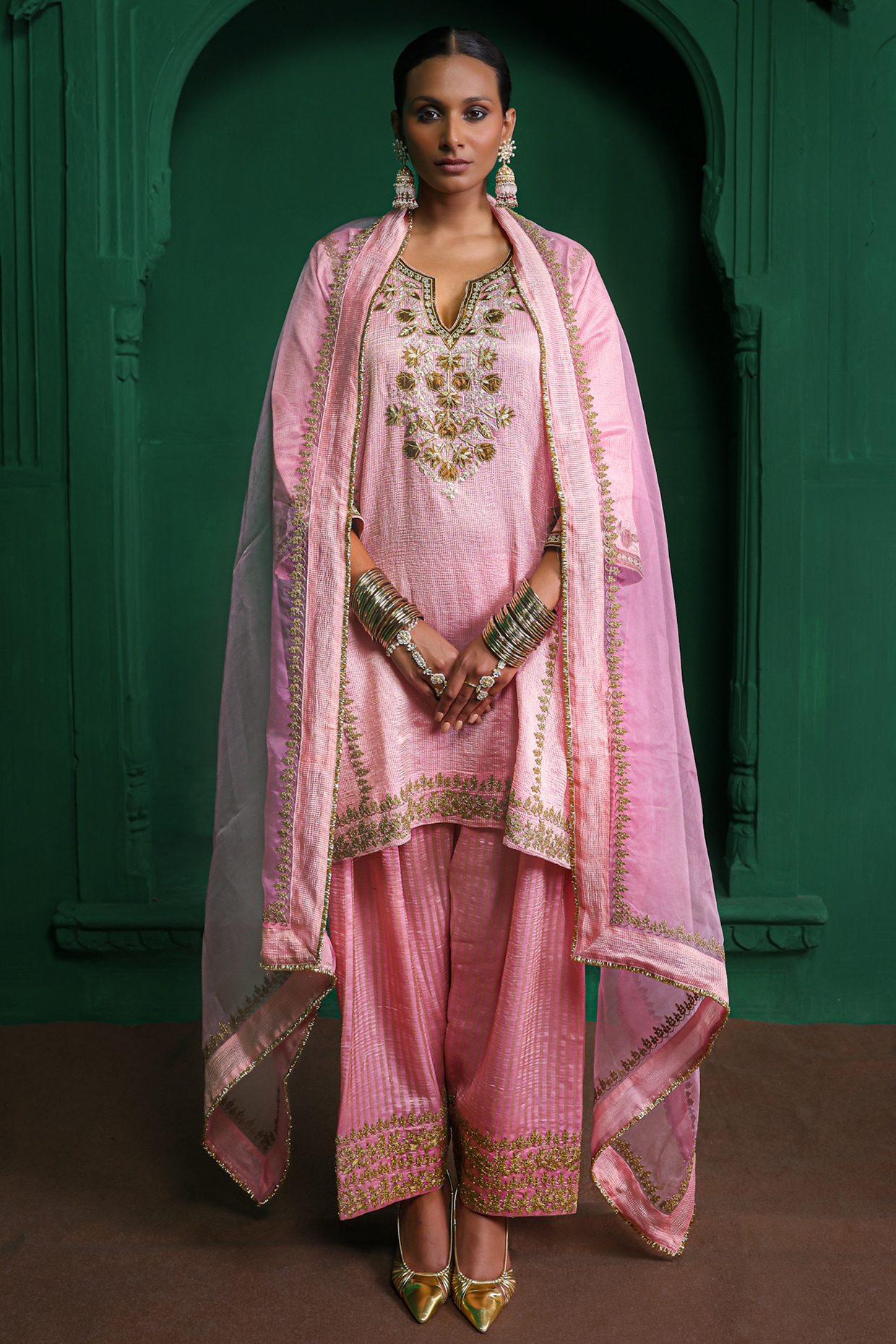 Charu Makkar Rose Pink Crushed Tissue Aari Embroidered Kurta Set
