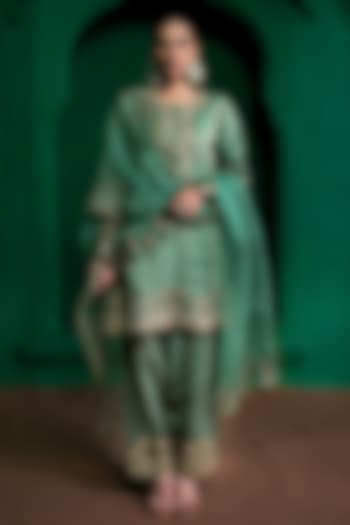 Forest Green Tissue Chanderi Aari Embroidered Kurta Set by Charu Makkar at Pernia's Pop Up Shop