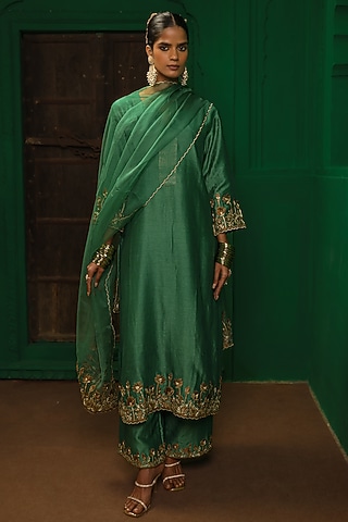 Forest Green Silk Chanderi Aari Embroidered Kurta Set by Charu Makkar