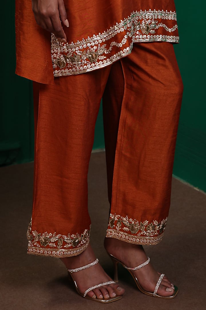 Rust Orange Slub Raw Silk Applique Embroidered Kurta Set by Charu Makkar at Pernia's Pop Up Shop