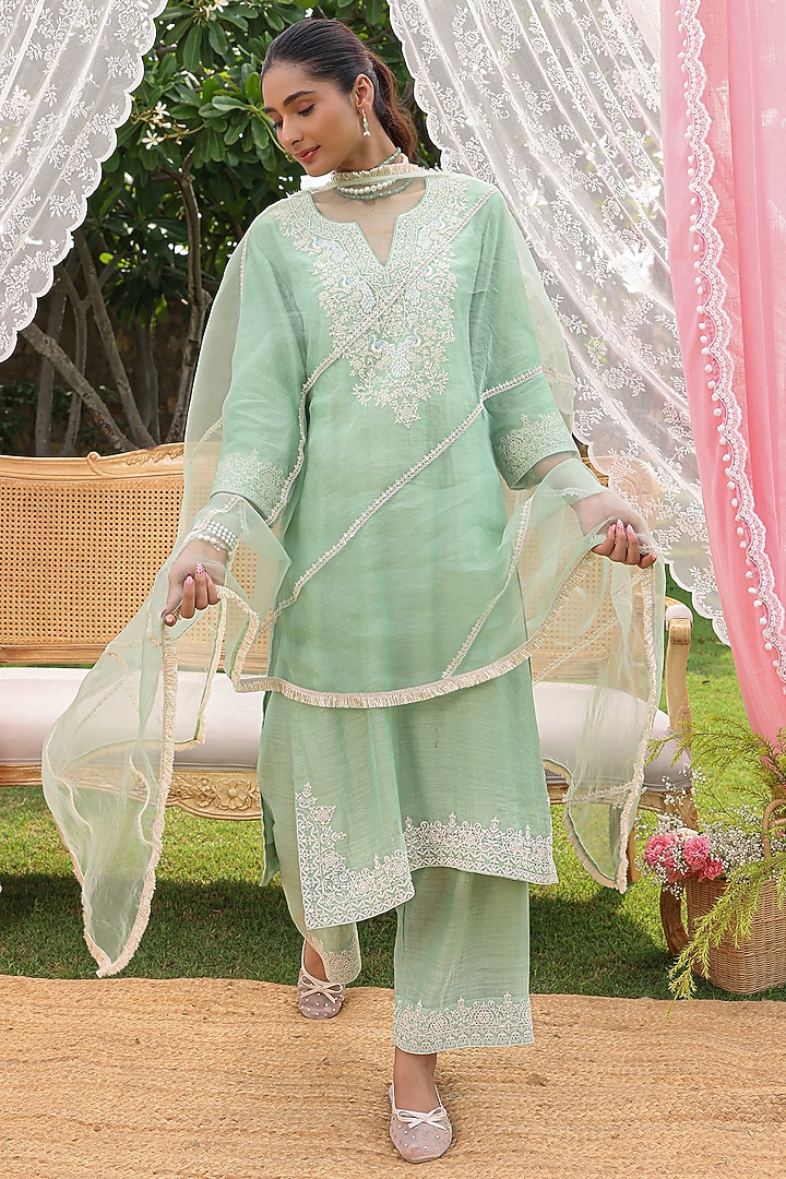 Tea Green Mul Chanderi Dori Work Kurta Set by Charu Makkar at Pernia's Pop Up Shop