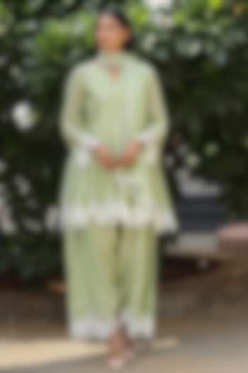 Elaichi Green Mul Chanderi Dori Work Kurta Set by Charu Makkar at Pernia's Pop Up Shop