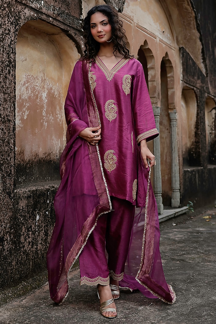 Plum Raw Silk Dori Hand Embroidered Kurta Set by Charu Makkar at Pernia's Pop Up Shop