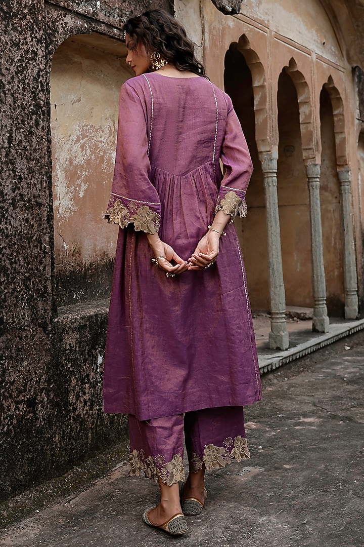 Plum Tissue Chanderi Resham Embroidered Kurta Set by Charu Makkar at Pernia's Pop Up Shop
