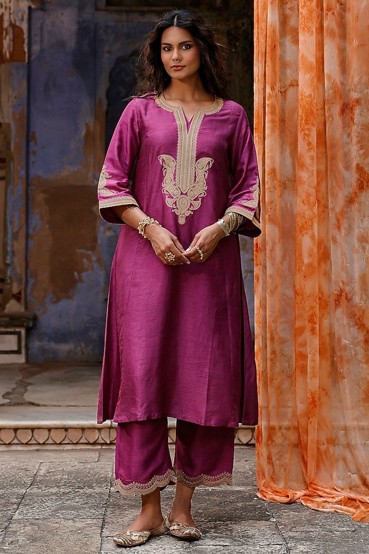 Plum Raw Silk Dori Hand Embroidered Kurta Set by Charu Makkar at Pernia's Pop Up Shop