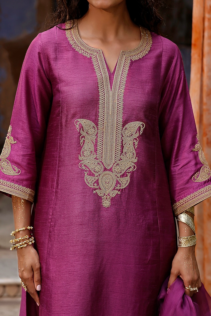 Plum Raw Silk Dori Hand Embroidered Kurta Set by Charu Makkar at Pernia's Pop Up Shop