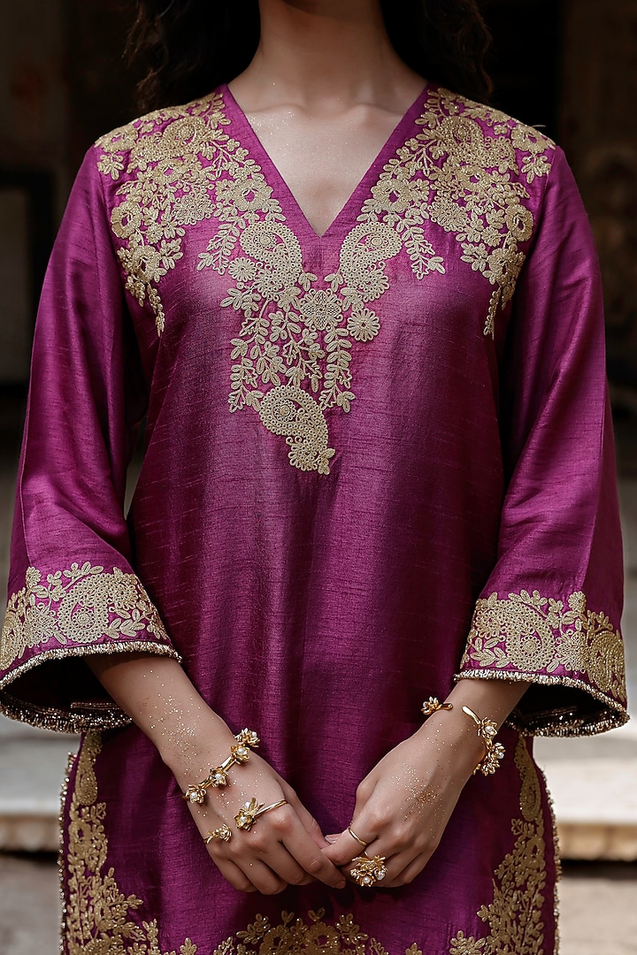Plum Raw Silk Dori Hand Embroidered Short Kurta Set by Charu Makkar at Pernia's Pop Up Shop