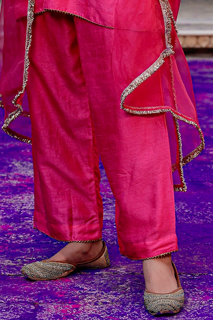 Rani Pink Raw Silk Dori Hand Embroidered Kurta Set by Charu Makkar at Pernia's Pop Up Shop