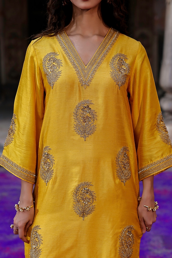 Mustard Raw Silk Handwork Kurta Set by Charu Makkar at Pernia's Pop Up Shop